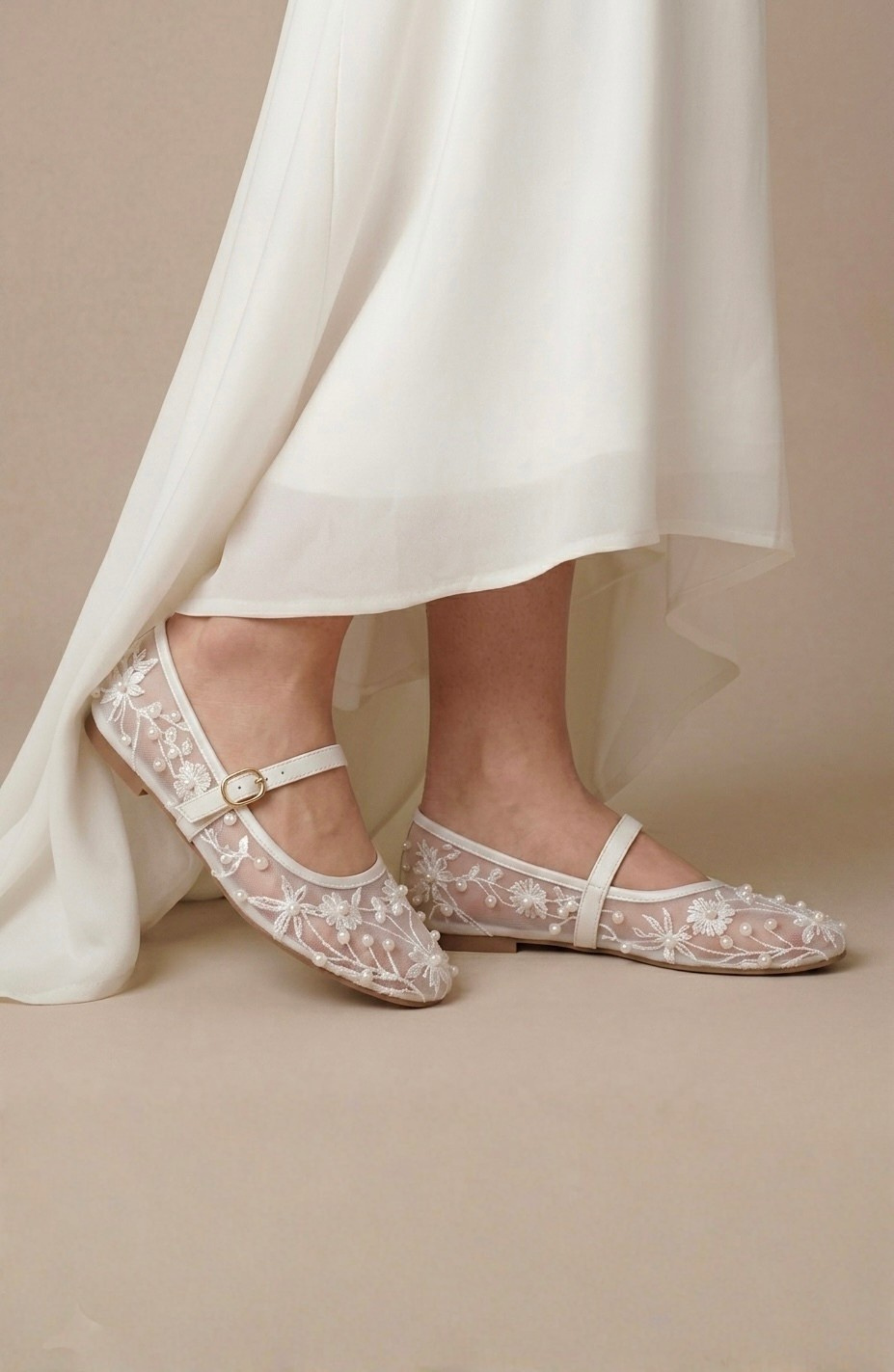 Elara Pumps
